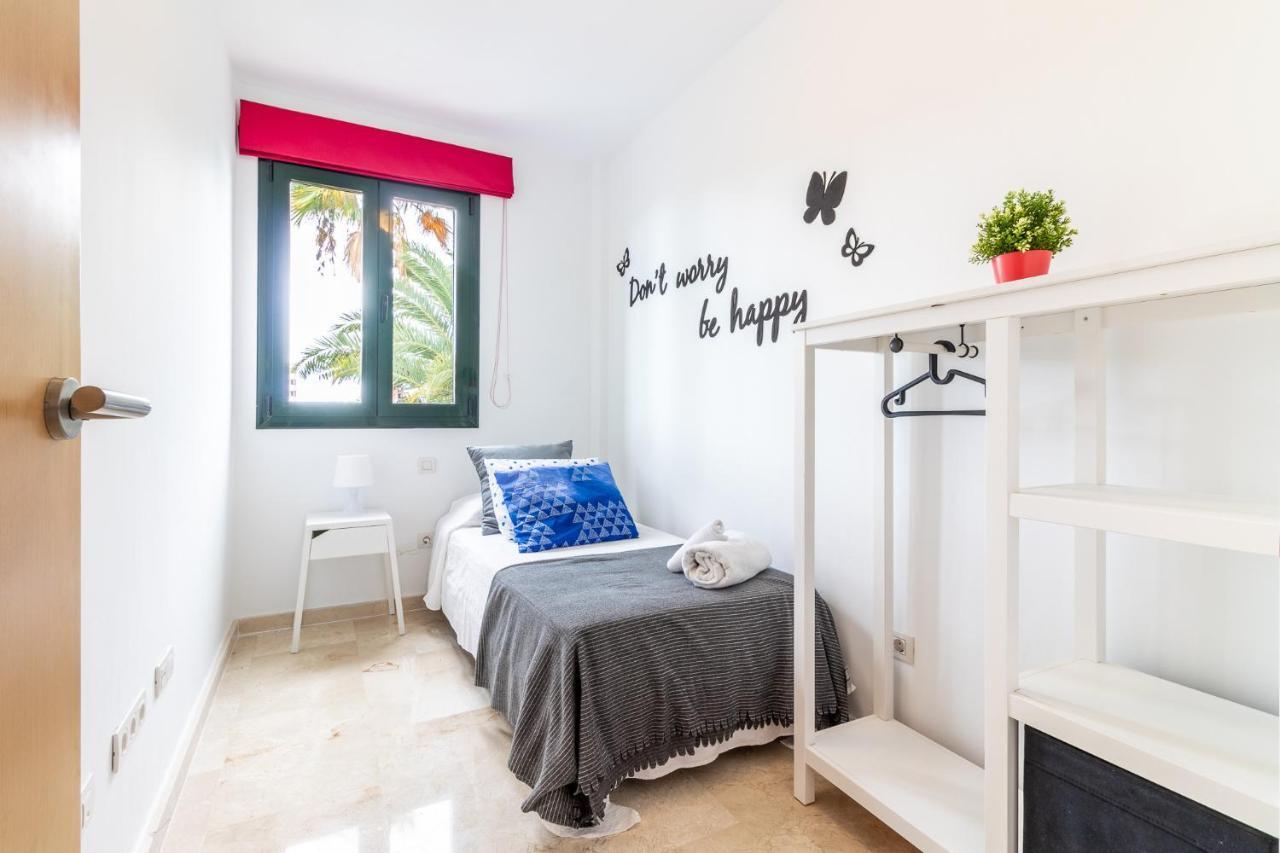 San Bartolomé Flatguest San Fernando + 4Bdr + Terrace + Parkingヴィラ エクステリア 写真
