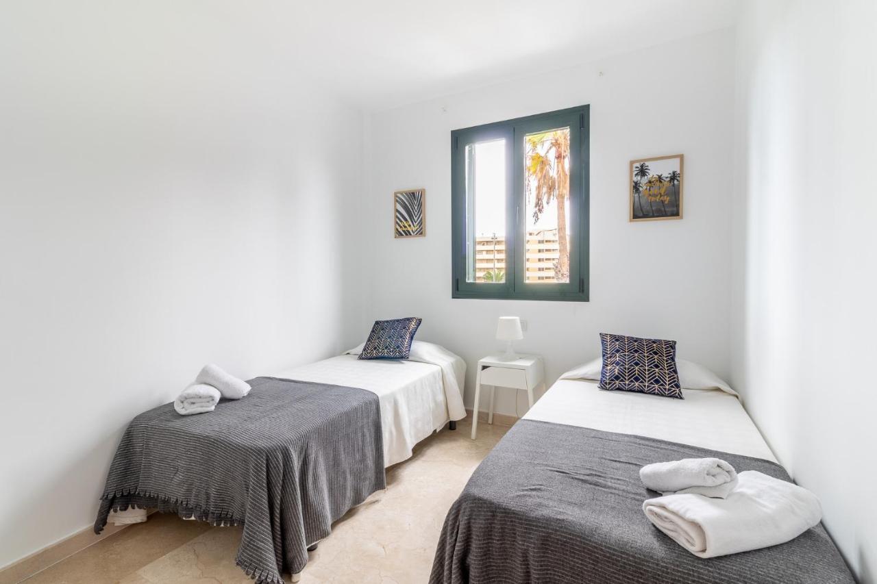 San Bartolomé Flatguest San Fernando + 4Bdr + Terrace + Parkingヴィラ エクステリア 写真