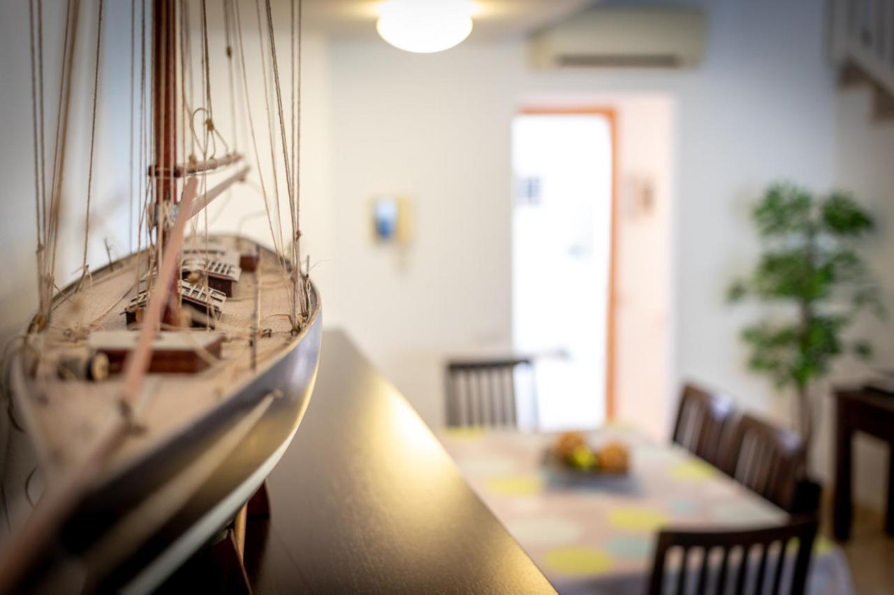 San Bartolomé Flatguest San Fernando + 4Bdr + Terrace + Parkingヴィラ エクステリア 写真